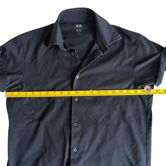 Uniqlo AIRism Button-Up Shirt Men’s SM Black Cotton Blend Short Sleeve Techwear - Picture 5 of 7